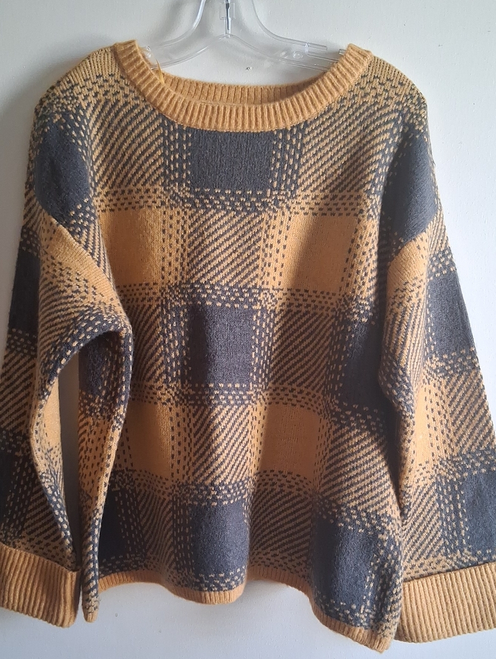 Women a.n.a Plaid Crewneck Sweater - Mustard & Charcoal Size PXL